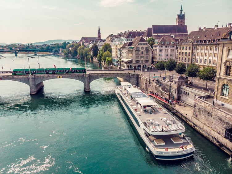 Boat trips on the Rhein